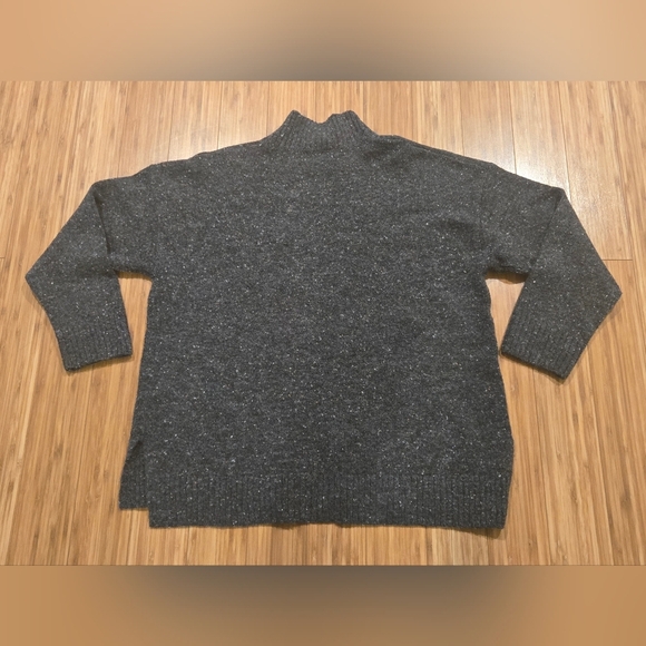 NWOT Well Worn Charcoal Sweater - Picture 7 of 10